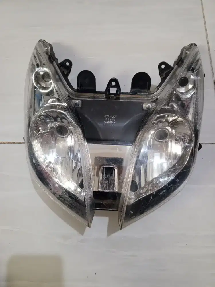 lampu depan Suzuki skywave orisinil