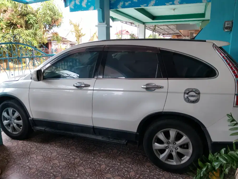 Honda CR-V 2.0 AT 2010 Putih