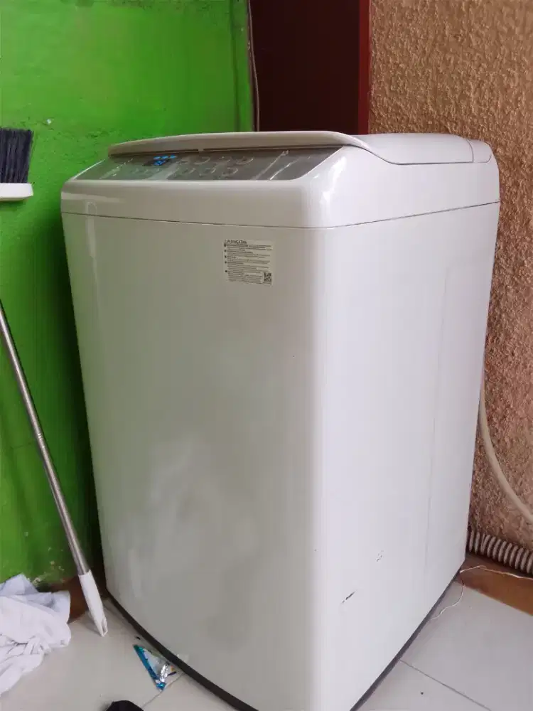 Mesin cuci merk Samsung