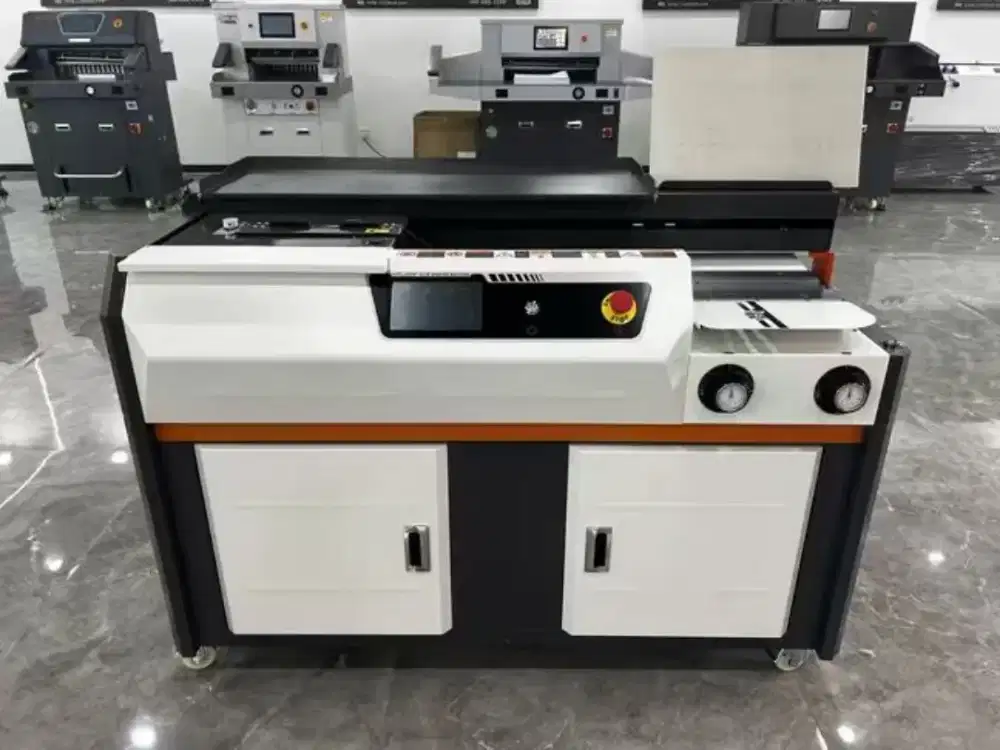 Mesin lem panas otomatis F4