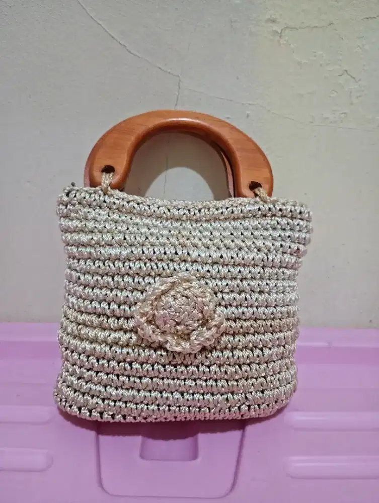 Tas Anyaman Jinjing Kecil Muat HP & Dompet