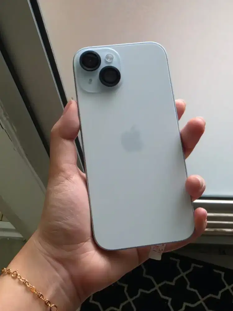 IPHONE 15 128 GB
