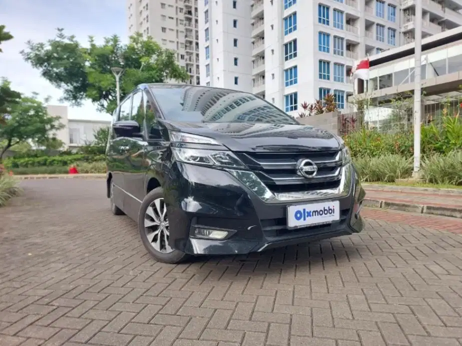 DP Murah Nissan Serena 2.0 Highway Star Bensin-AT 2019 C8TMB