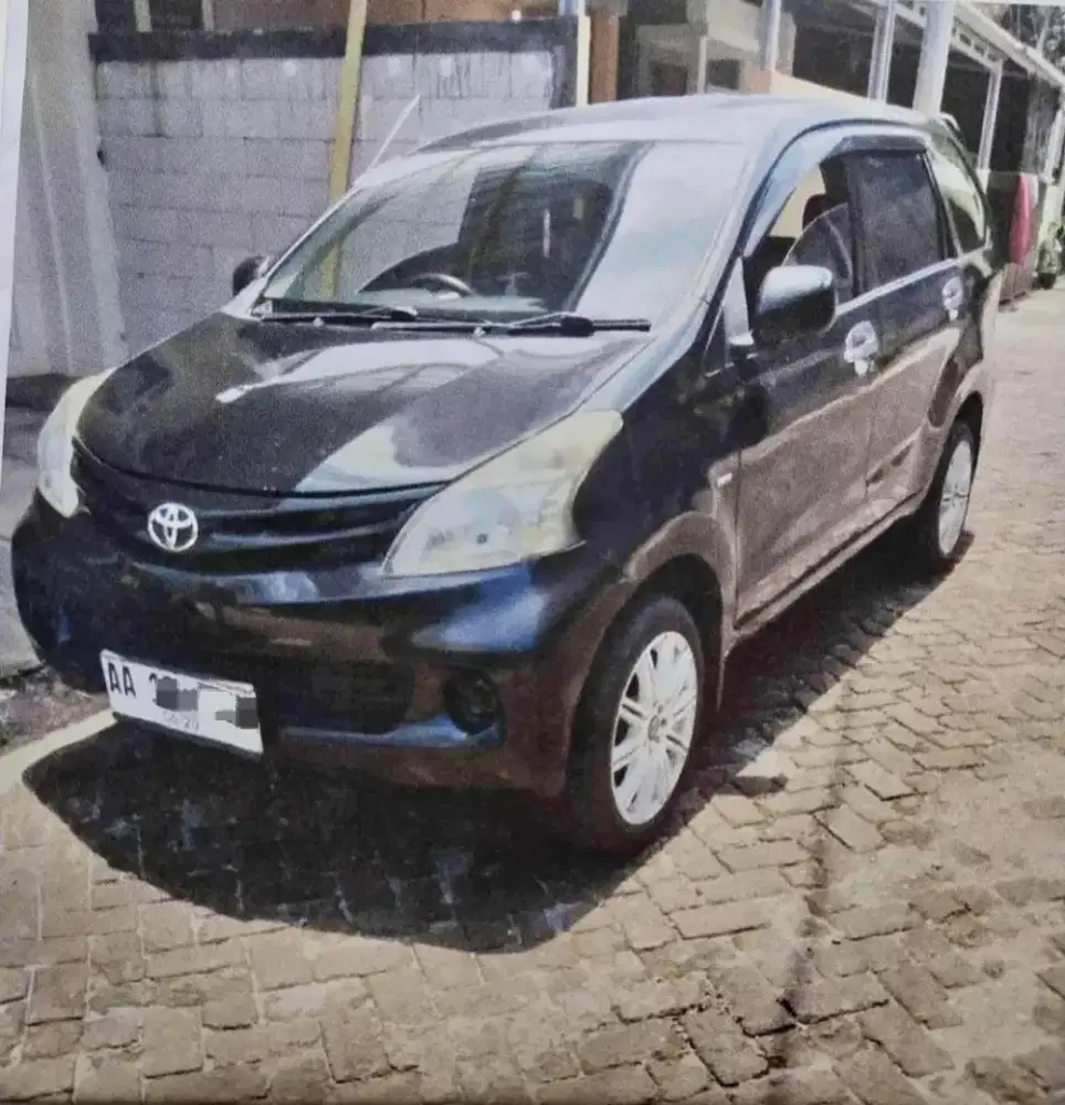 TOYOTA AVANZA 1.3 E M/T 2014