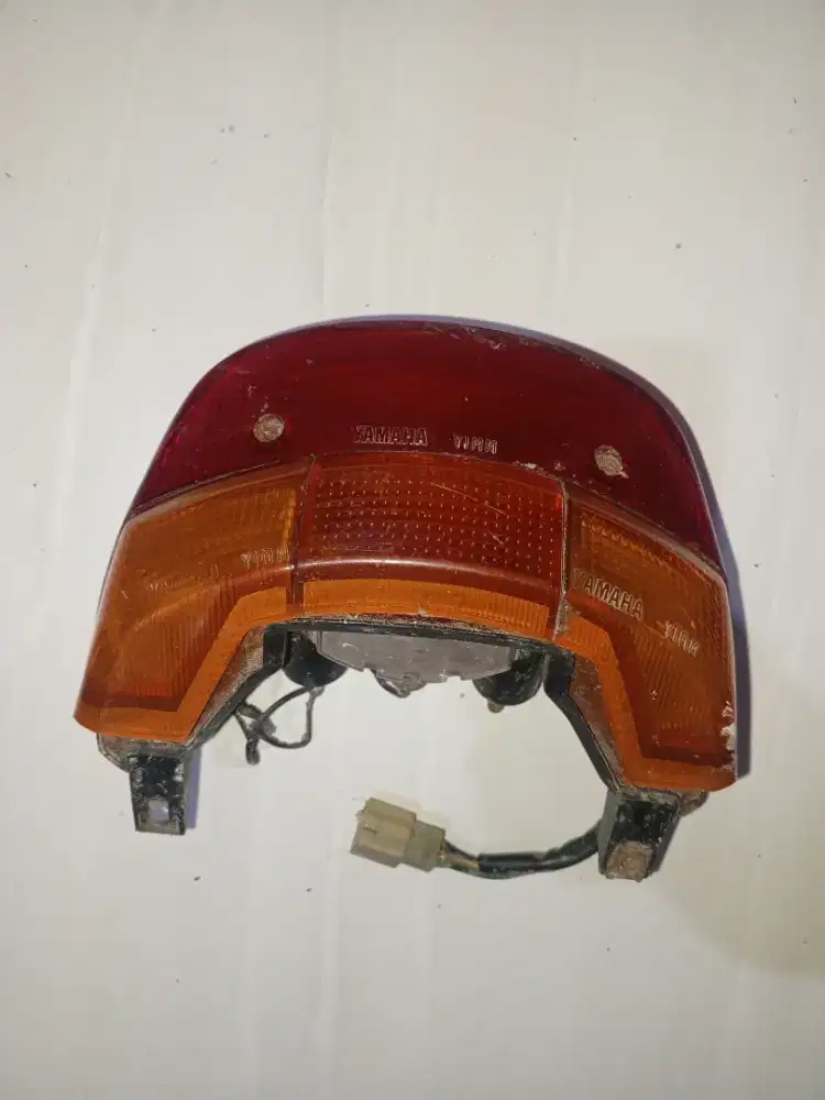 lampu stop Yamaha Fiz r orisinil