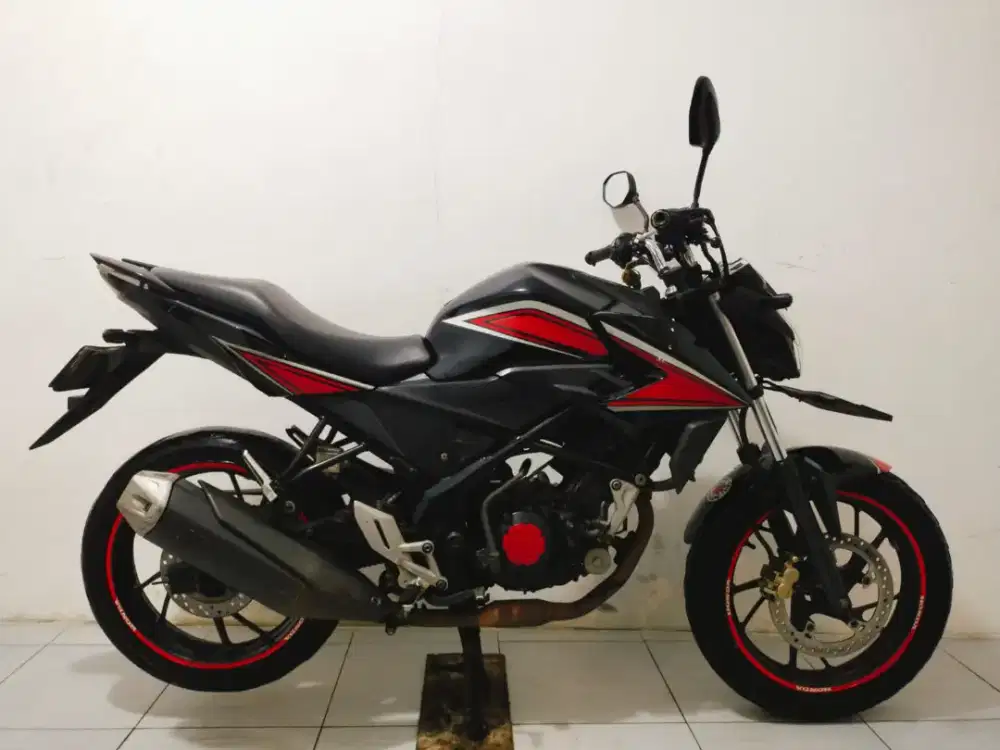 Honda CB150R th 2015 pajak hidup murah