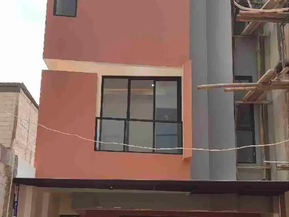 Rumah Cluster 3 Lantai di Bintara Jaya Akses 2 mobil Strategis