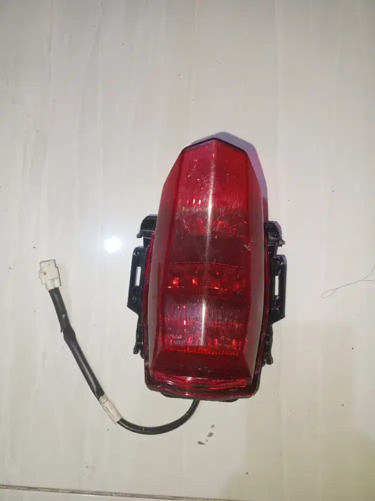 lampu stop Yamaha R15 V3/V4 orisinil