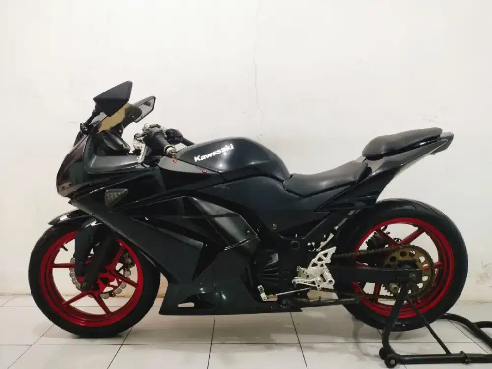 Ninja karbu 250 th 2009 cakep siap pakai