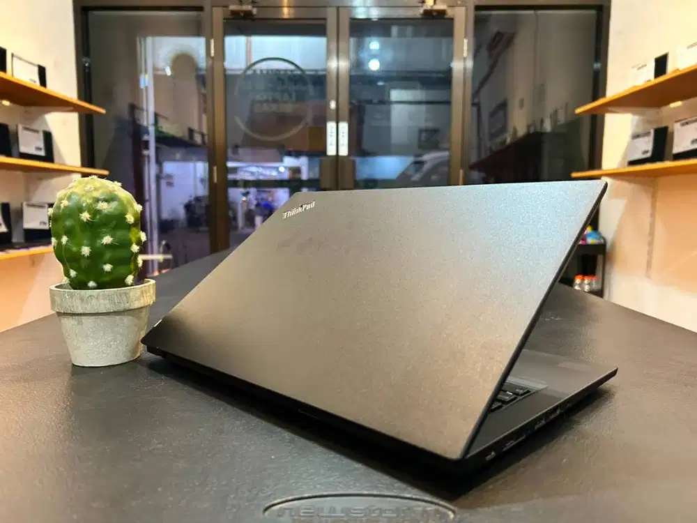 LENOVO THINKPAD X13 // RYZEN 5PRO // RAM32