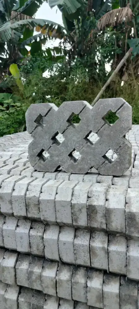 Grassblock (k200-k400)~ Siap memenuhi kebutuhan paving block anda