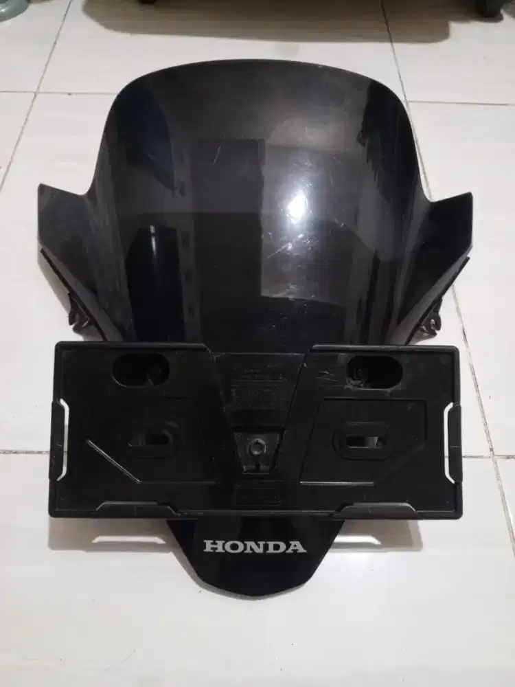 visor pangkon plat nomor PCX orisinil