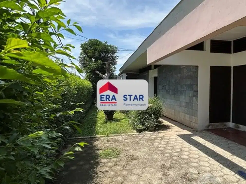 Dijual rumah elegan dengan taman luas harga nego sampai deal di Tanah Kusir Jaksel