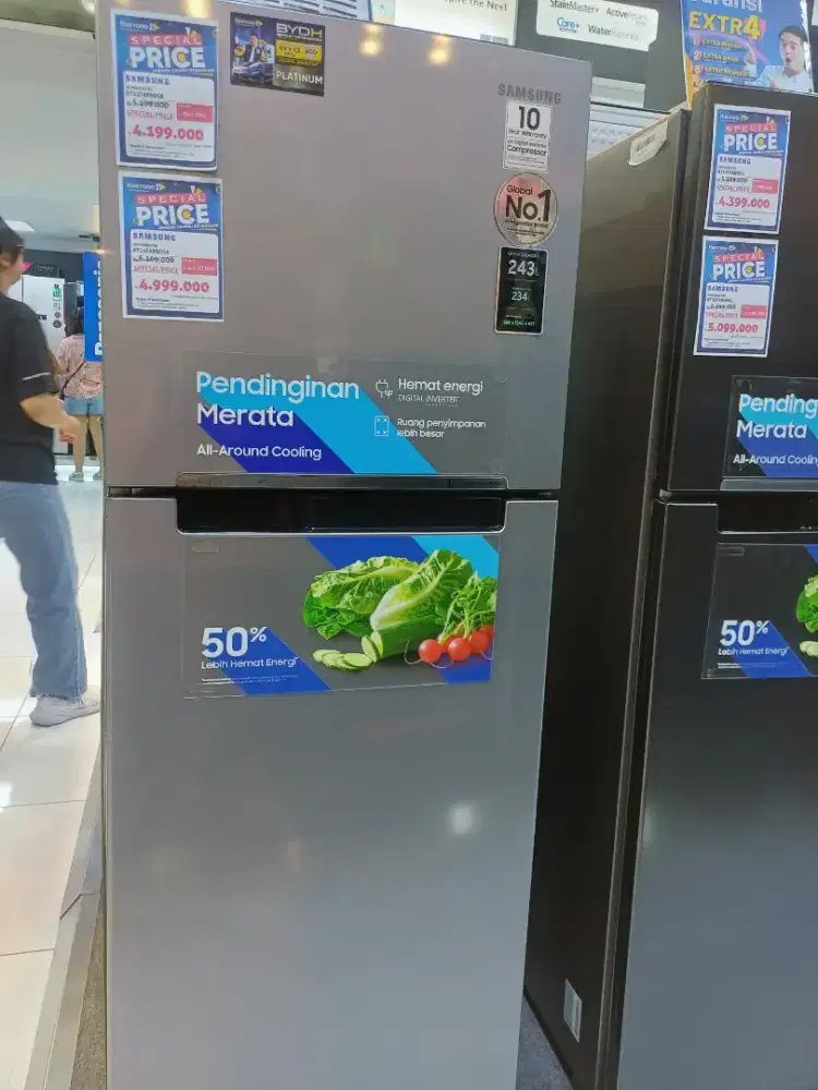 Cicilan tanpa kartu kredit DP 0%  Kulkas Samsung RT22FARBDSA