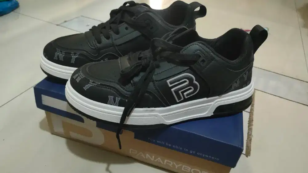 Sepatu panary body ukuran 40