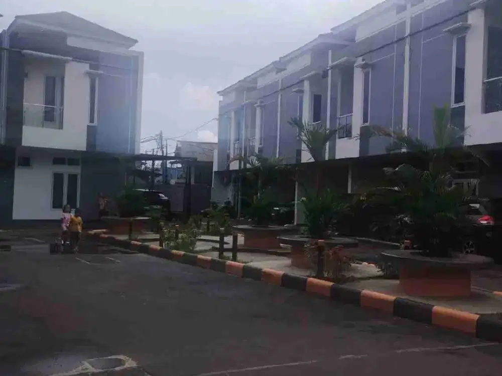 Rumah Asri Strategis Pisangan Baru Utara