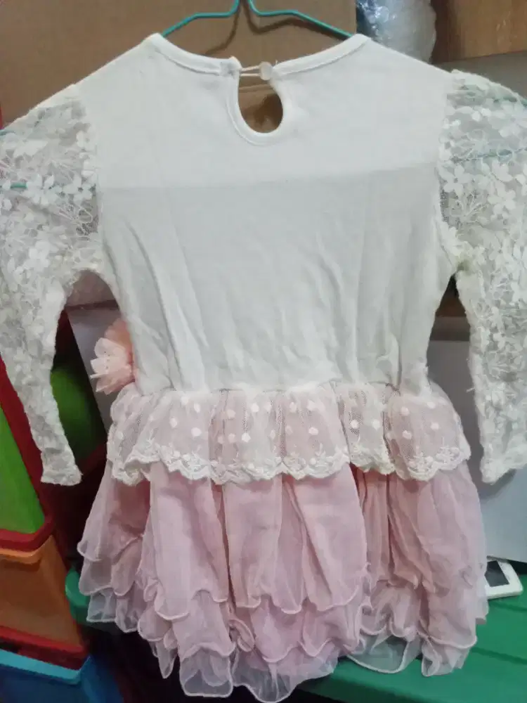 Baju anak perempuan
