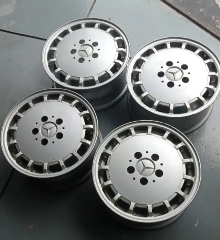Velg ukuran 15 dan 16