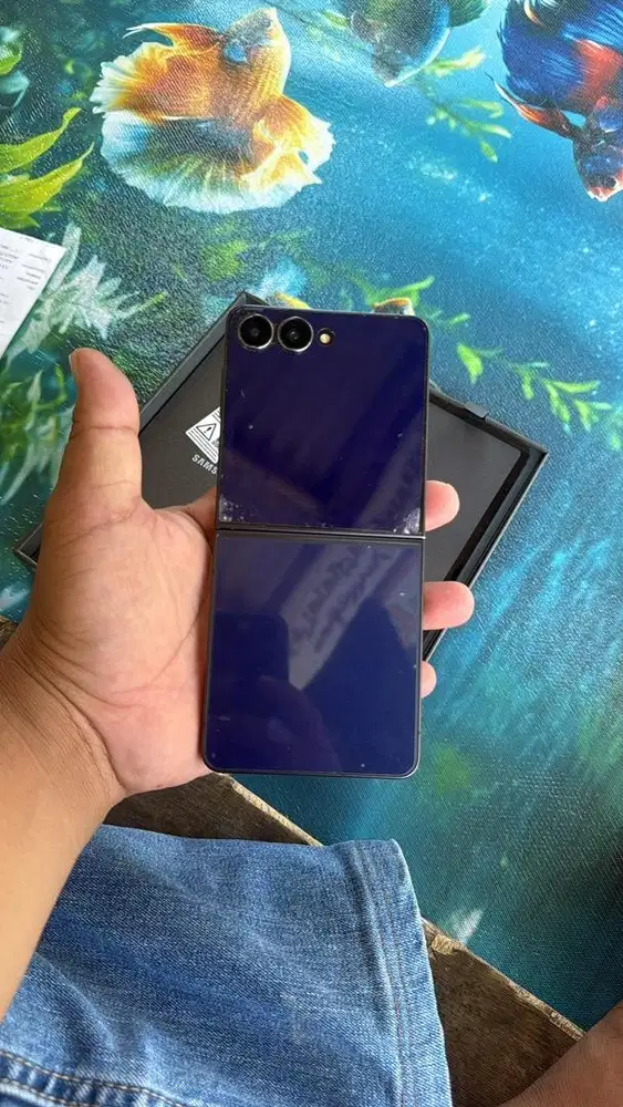Samsung Galaxy Z Flip7
