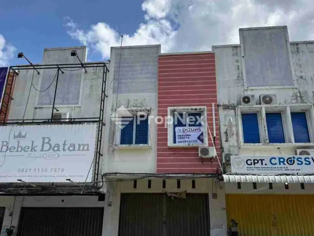 RUKO TIBAN SAKURA HADAP JALAN
