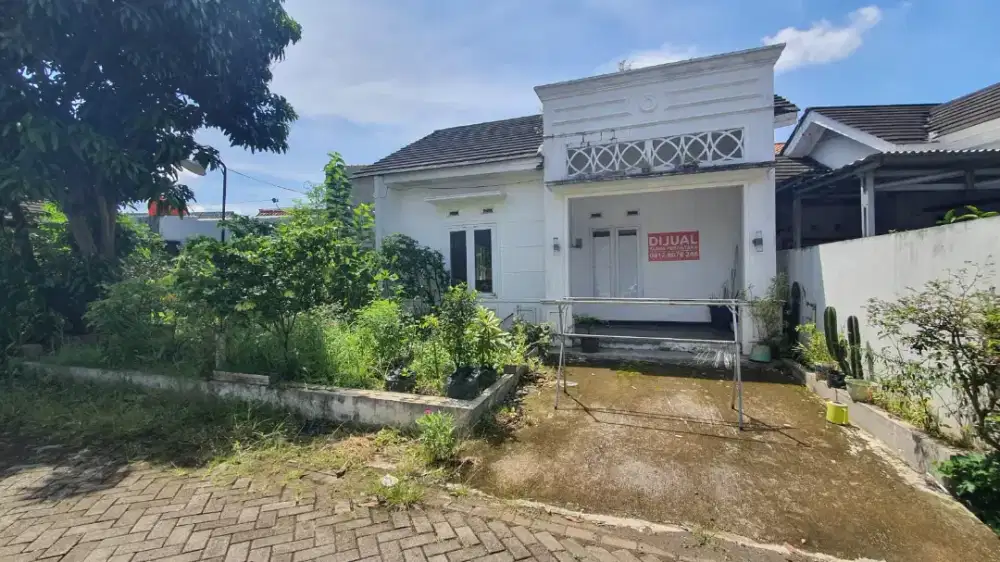 Rumah siap pakai, tanah 177 m²