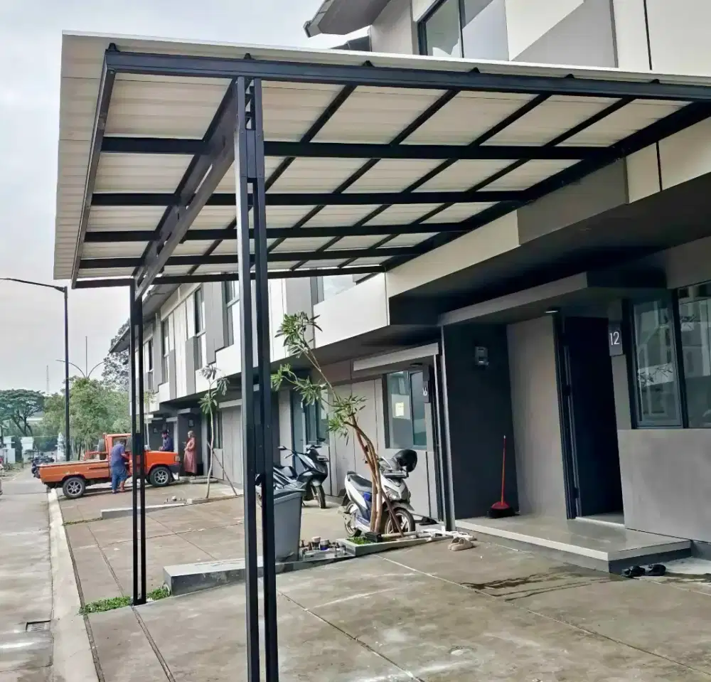 Kanopi baja ringan dan garasi