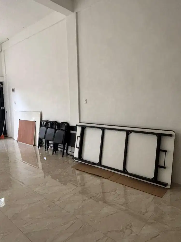 Meja kursi lipat, papan tulis kantor les | barang bagus