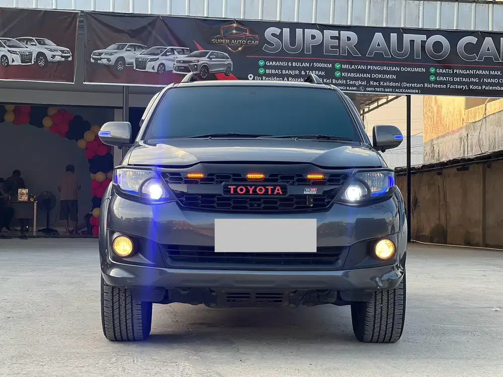 Toyota Fortuner 4x2 trd AT 2012