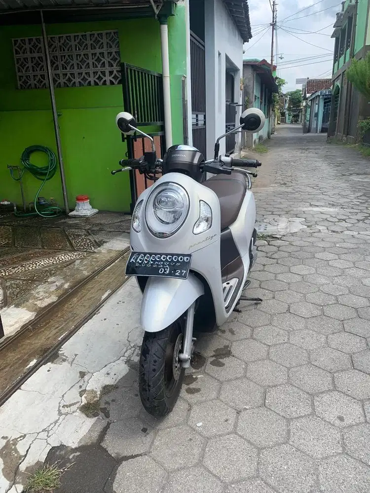 Scoopy Prestige 2022