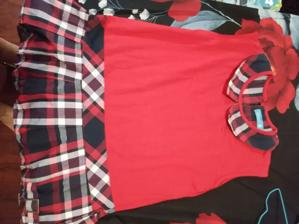 Baju anak perempuan