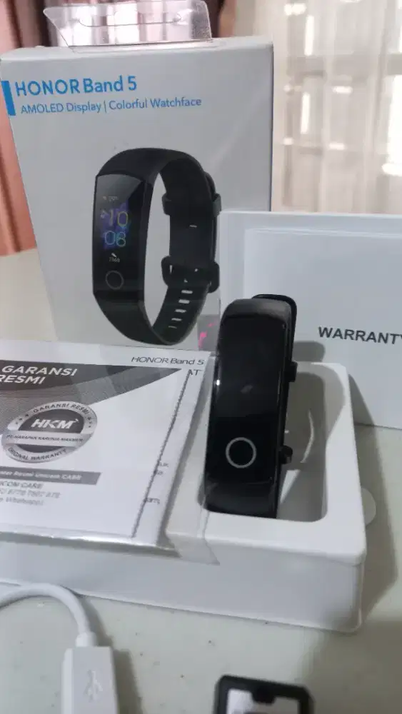 DIJUAL : HONOR BAND 5 AMOLED