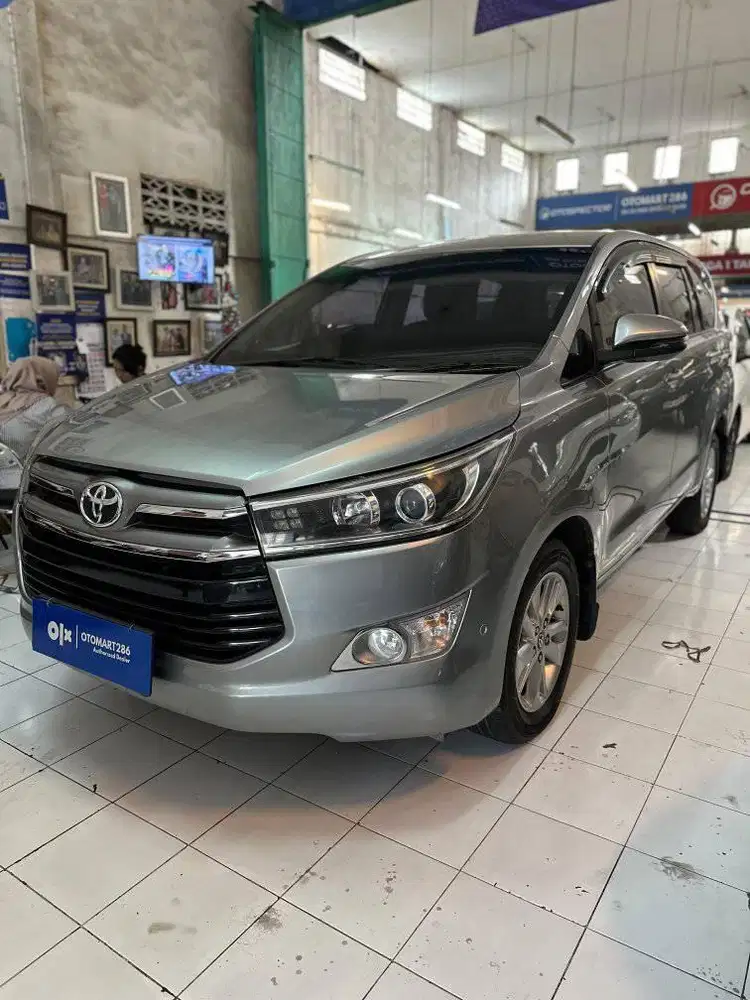 TOYOTA 2019 INNOVA REBORN V  LUXURY A/T  SOLAR OTOMART 286 KENJERAN