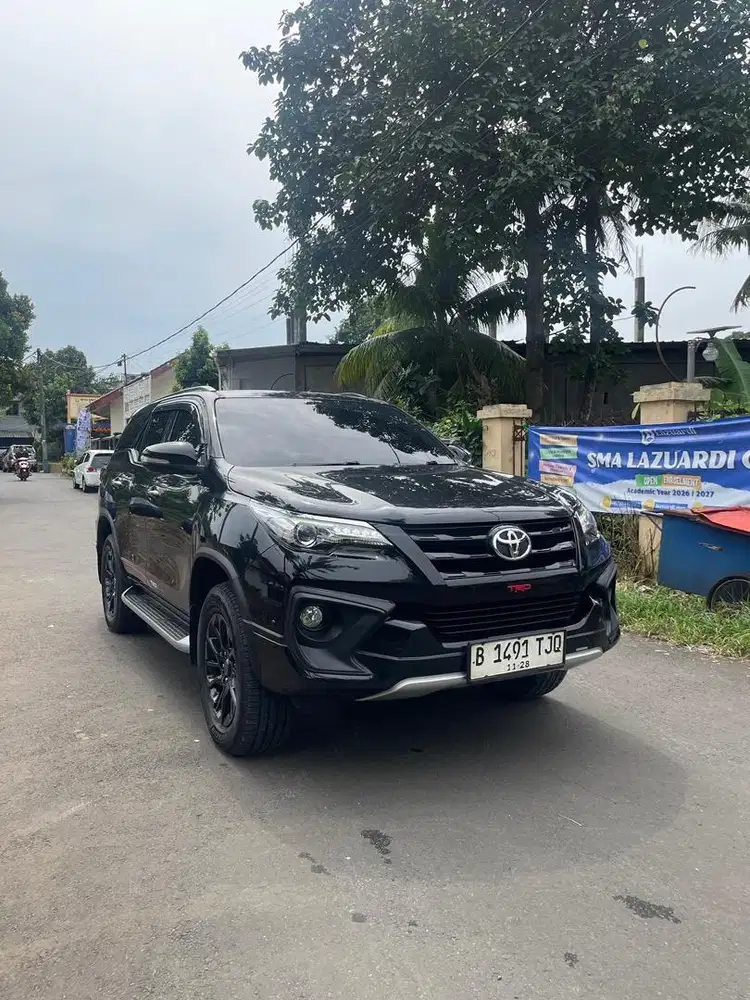 (Cash) Fortuner VRZ TRD 2018 AT