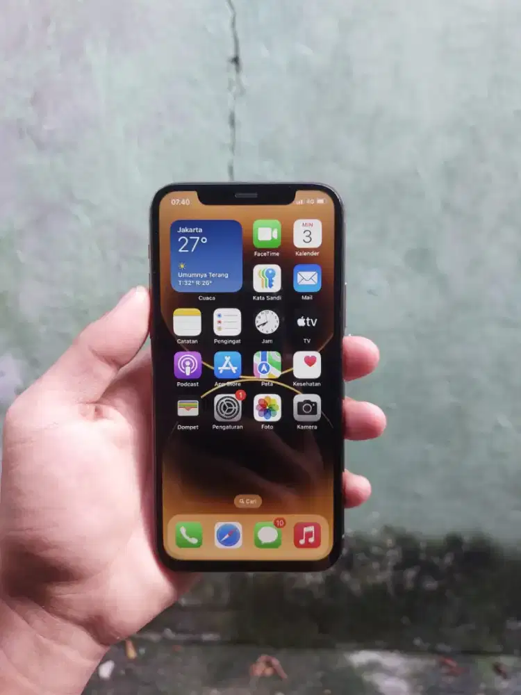 iPhone 11 pro 64gb