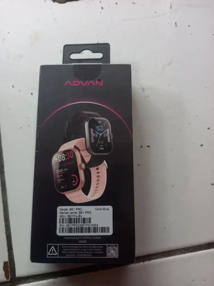 Di jual smart watch kondisi masih segel