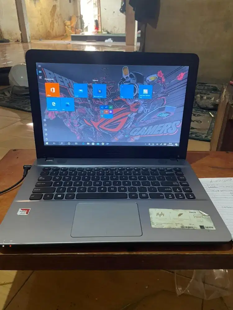 Laptop asus amd 6 x411b