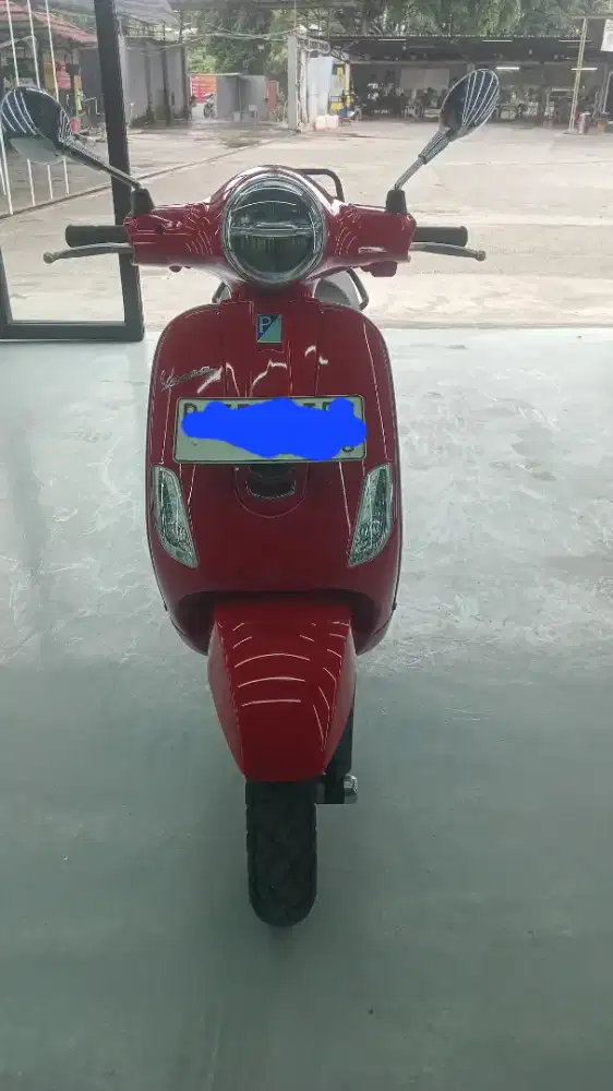 Vespa lx125 tahun 2023