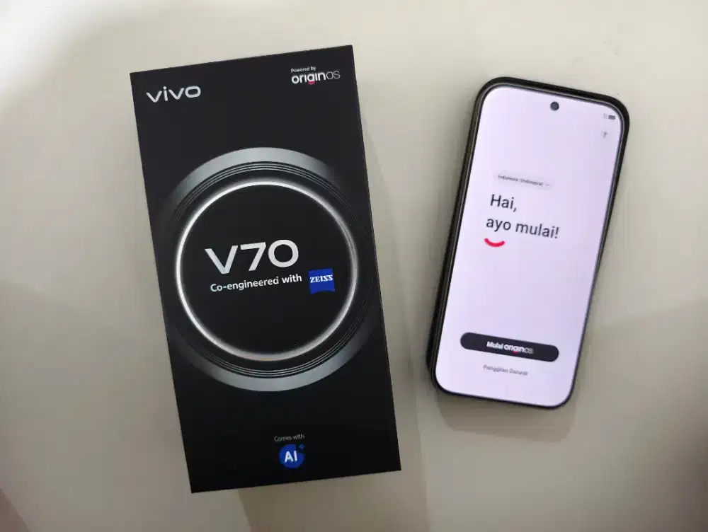 Vivo V70 12/256 Grey