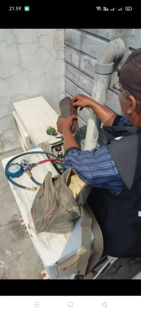 Jasa servis AC kulkas mesin cuci kompa air dll bergaransi