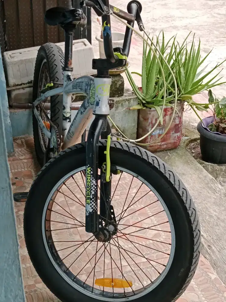 sepeda bmx wimcycle