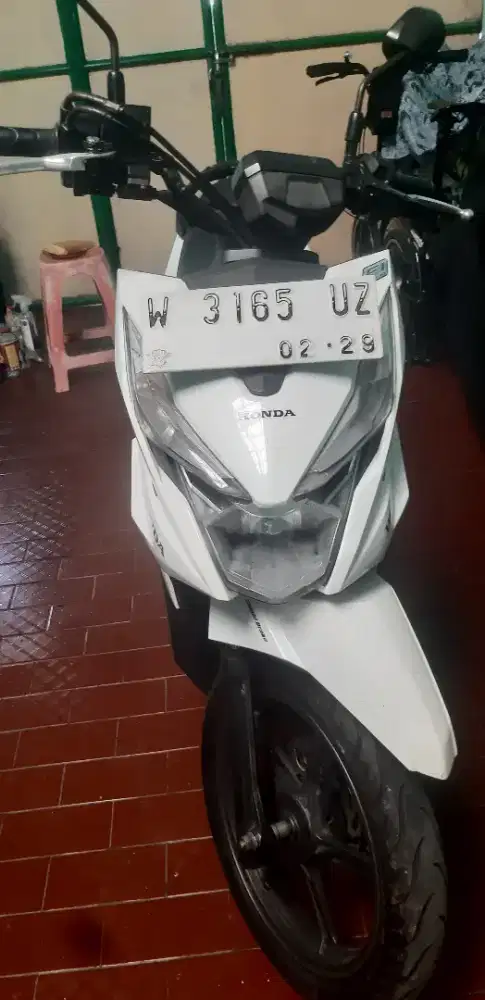 Beat street putih tahun 2018 pemakaian 2019
