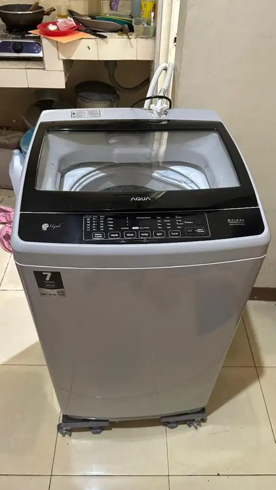 Di Jual Mesin Cuci Aqua 8kg Baru 6 Bulan+roda kaki+selang 3 meter