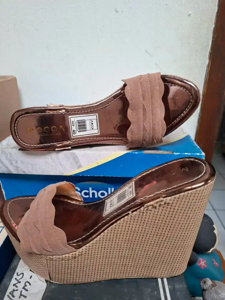 Sepatu Scholl Coklat