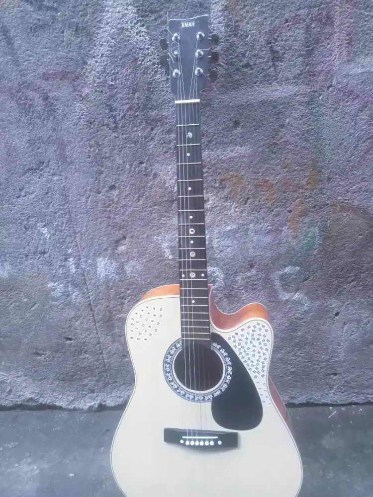 Dijual gitar baru pake 3 hari