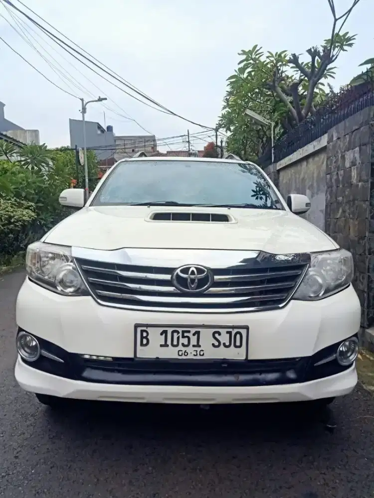 FORTUNER  2015 DIESEL JAKARTA