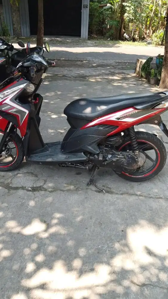 VARIO 2011 TANGAN PERTAMA