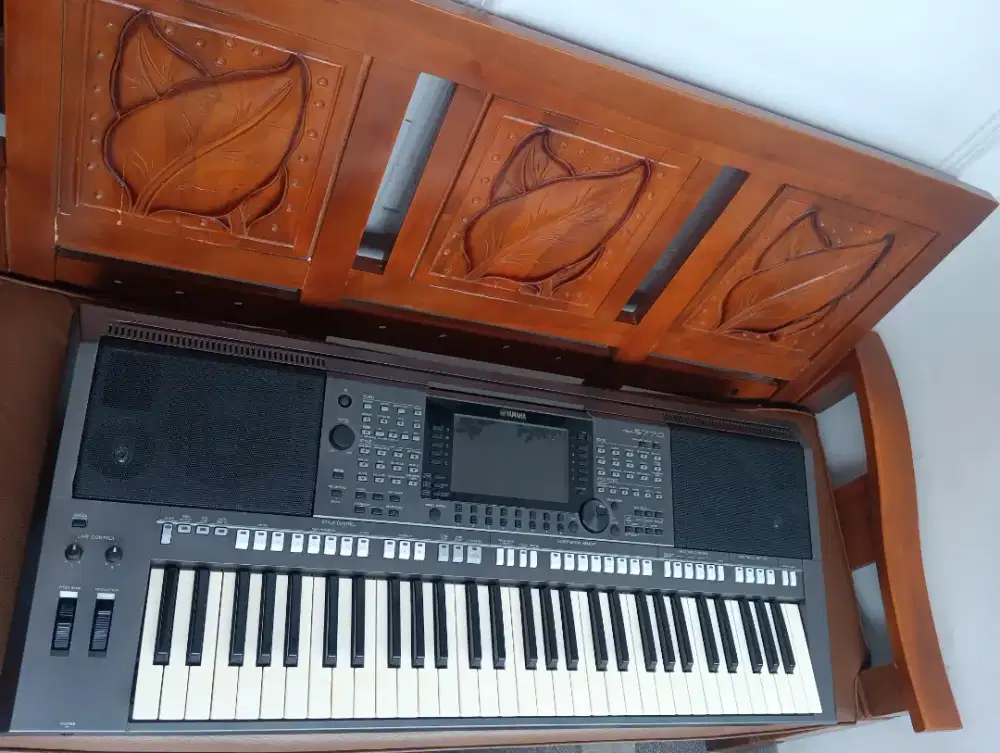 Keyboard yamaha PSR s770