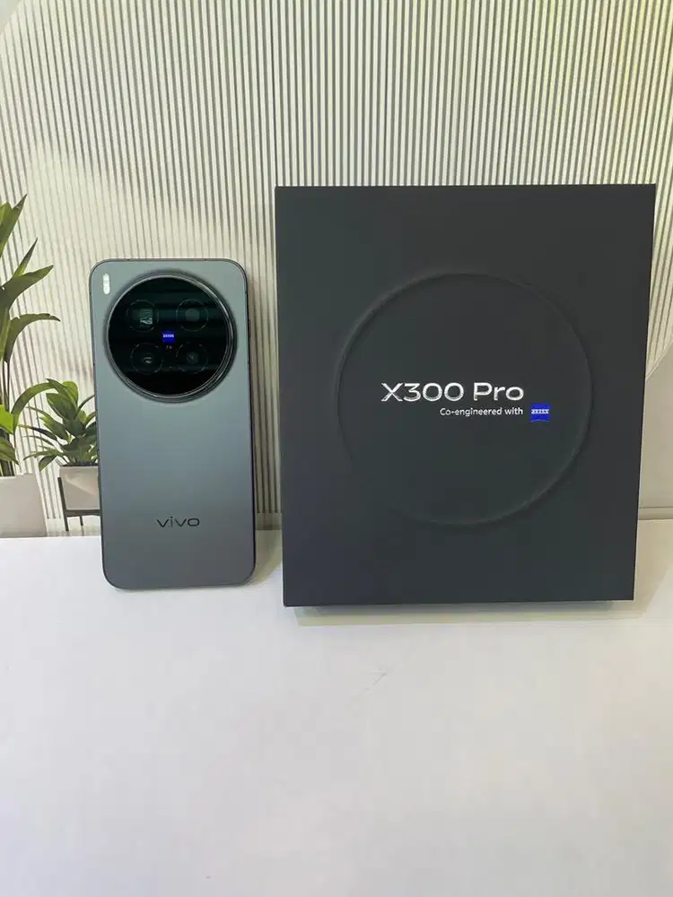 Vivo X300 Pro 16/512 Black Garansi On