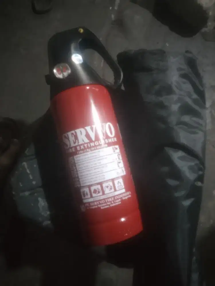 Apar pemadam api 1kg servo