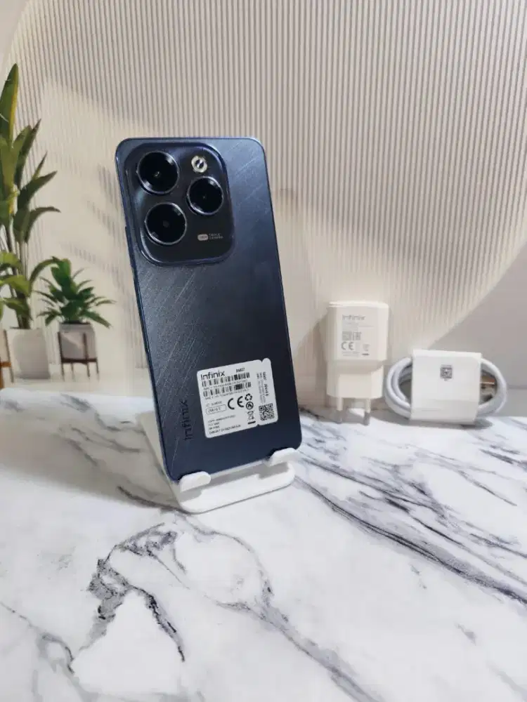Infinix hot 40 pro NFC ram 8/256 hp dan casan ori